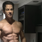 Tom Brady Mario Lopez Drool Over Mark Wahlberg s Abs