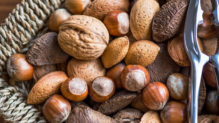 Various Nuts In 2019 Diverticulitis Symptoms Ulcerative Colitis
